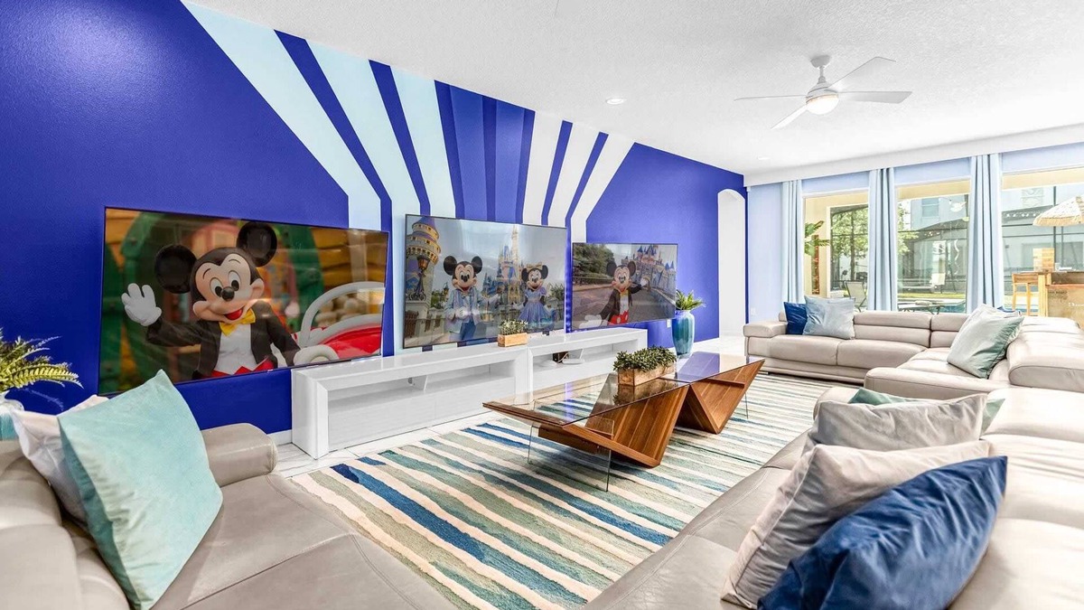 Kissimmee House | Upstay - Patio Paradise w Pool Spa Games & TikiBar
