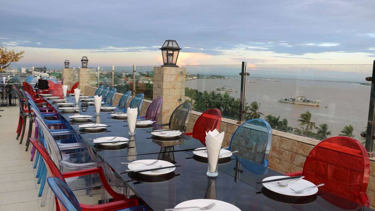 Yangon Hotel | Uptown Hotel