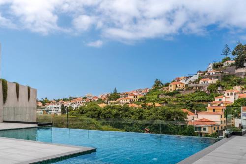 Sao Pedro Apartment | Uptown II by An Island Apart