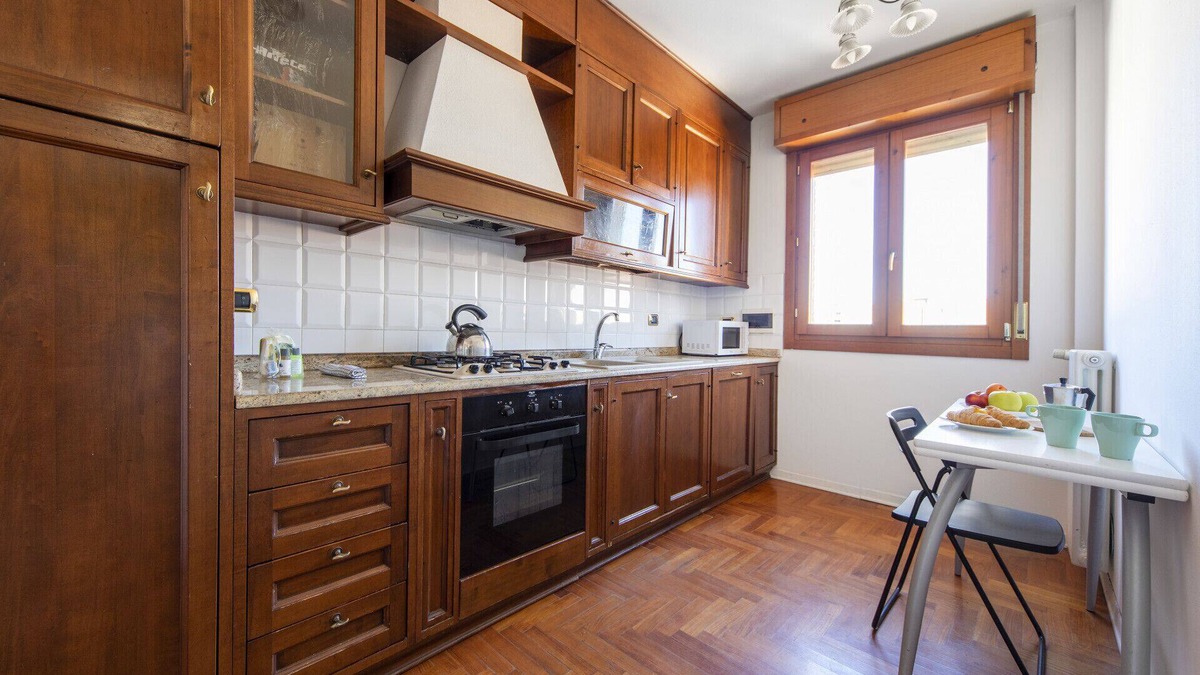 Saragozza-Porto Apartment | UR-NEST Saffi, Silent and very sunny 90 sqm
