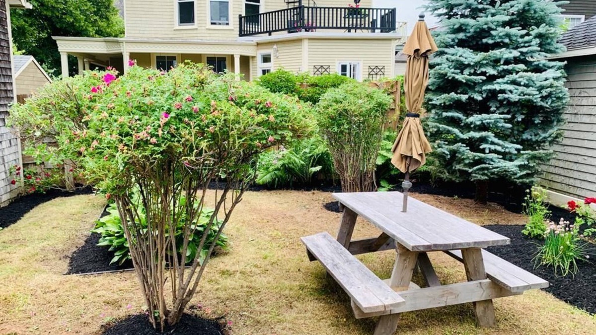Queens Square Villa | Urban Cottage - in the heart of Charlottetown