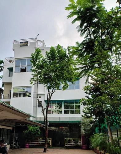 Khanapara Bed & Breakfast | URBAN COTTAGE