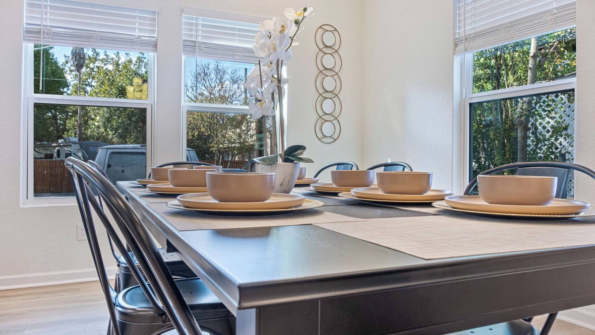 Denver Heights Cottage | Urban Delight 4br/3ba Near City Center