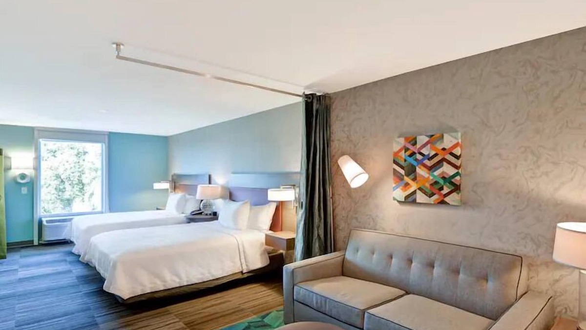 Terrace Park Hotel | Urban Escape: 4 Pet-friendly Units. FREE Breakfast, Pets Allowed, Pool!
