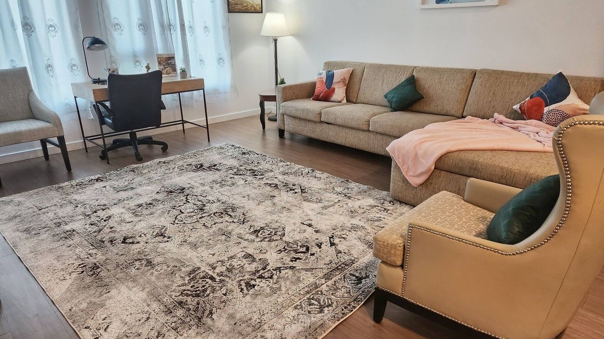 Little Tokyo Hotel | Urban Escape Stylish 1BR Retreat in fabulous Los Angeles