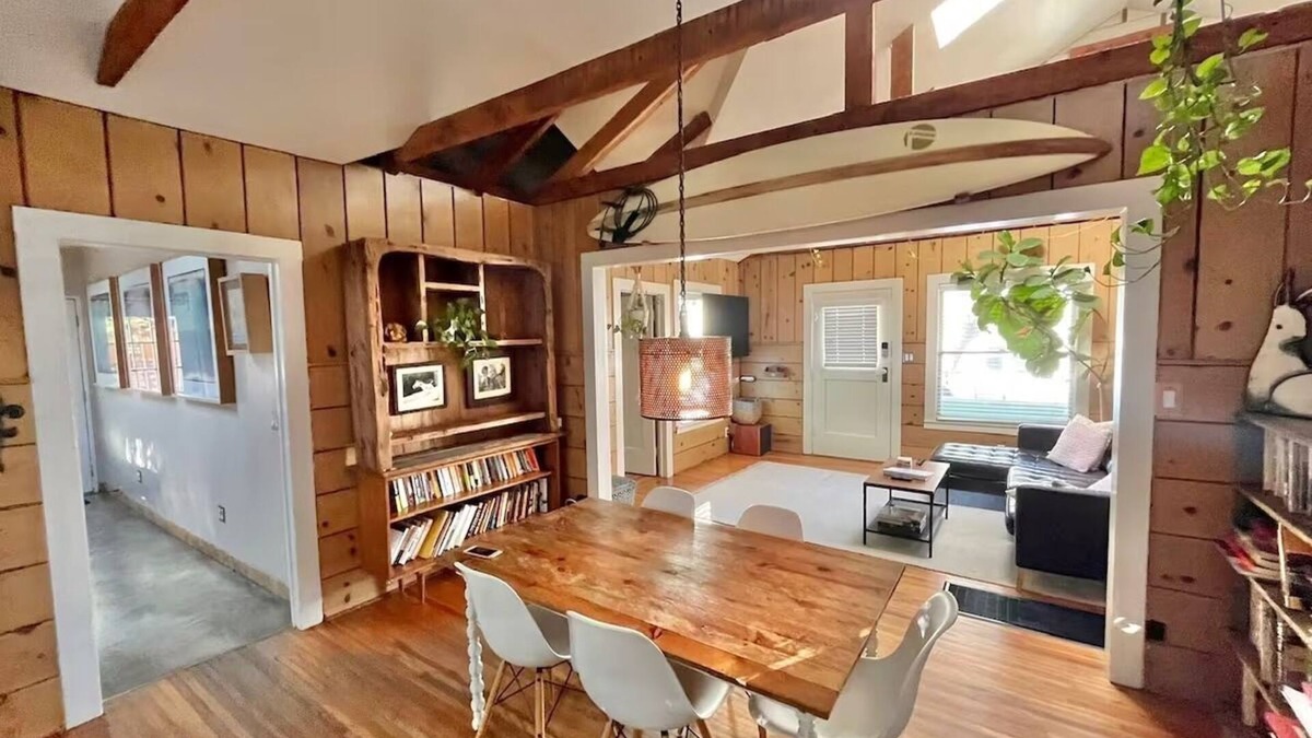 Venice House | Urban Farmhouse 3BR/1.5BA in Venice – Walk to Abbot Kinney