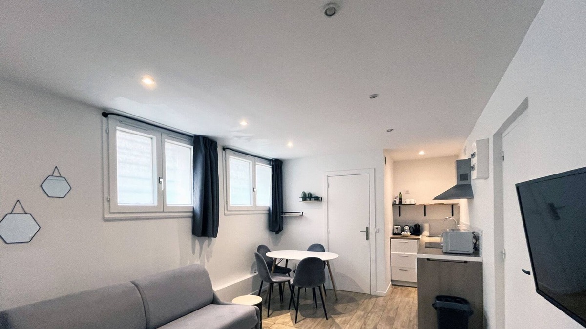 Amerique Apartment | Urban Flat 184 - Charming 1 BDR Flat in Paris