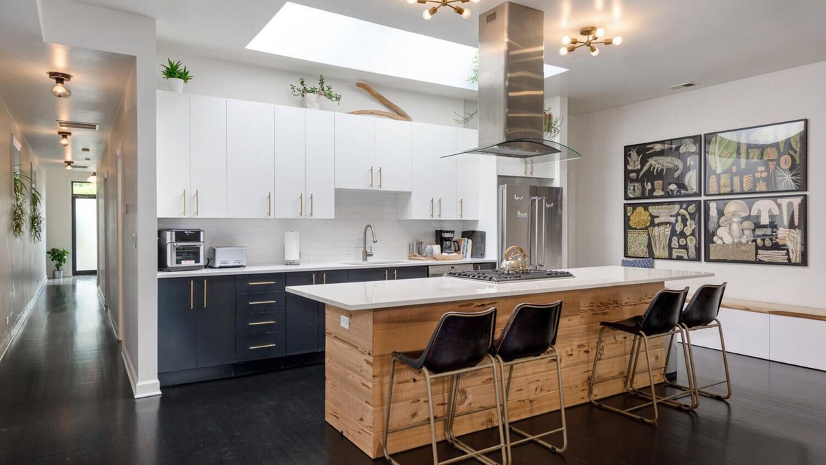 North Park House | Urban Forest Retreat -great for couples or solo travelers