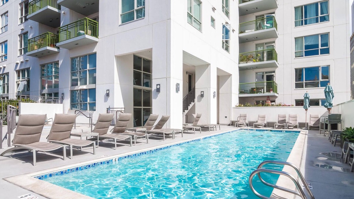Downtown San Diego Condo | Urban Hi-Tech 2 BR Escape in Little Italy~Near Bay, Gas Lamp & Beaches!