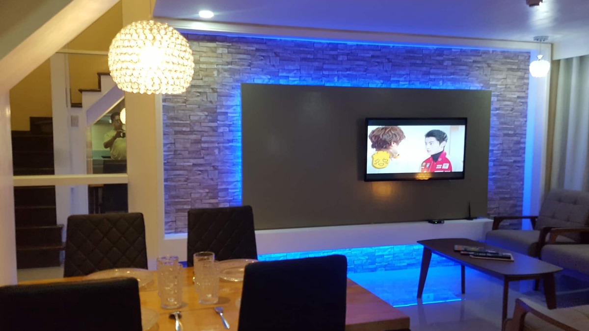 Highway Hills Condo | Urban housing experience
