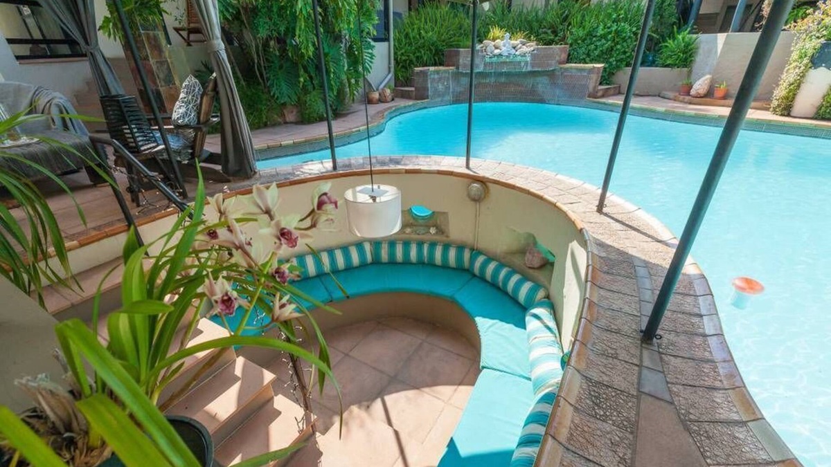 Greater Johannesburg Metropolitan Area Villa | Urban oasis for African adventurers