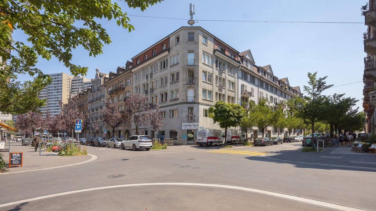 Sihlfeld Apartment | Urban Oasis with Queen Bed and City View (BE-43)