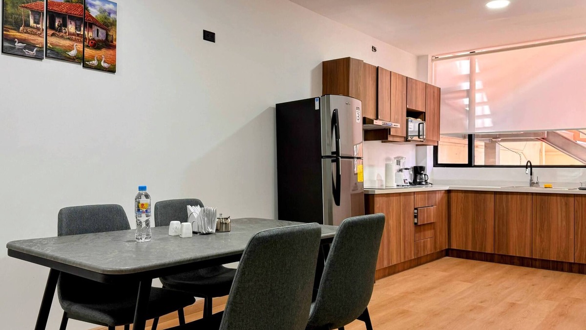 Quito Apartment | Urban Serenity: Cozy 1Bedroom apartment.