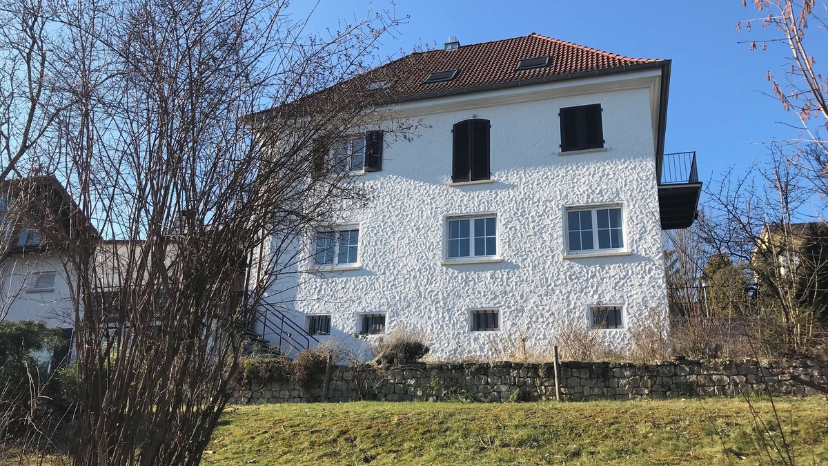 Hofherrnweiler House | Urban villa with sunny garden