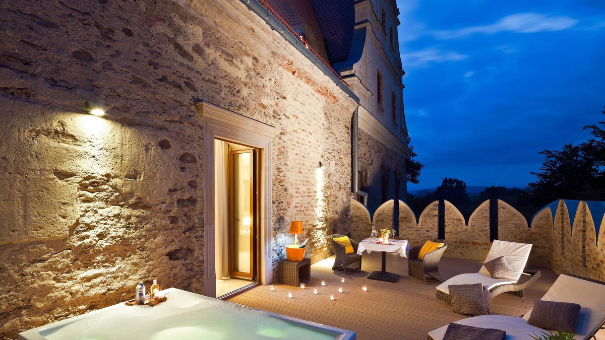 Gola Dzierzoniowska Hotel | Uroczysko Siedmiu Stawów Luxury Hotel