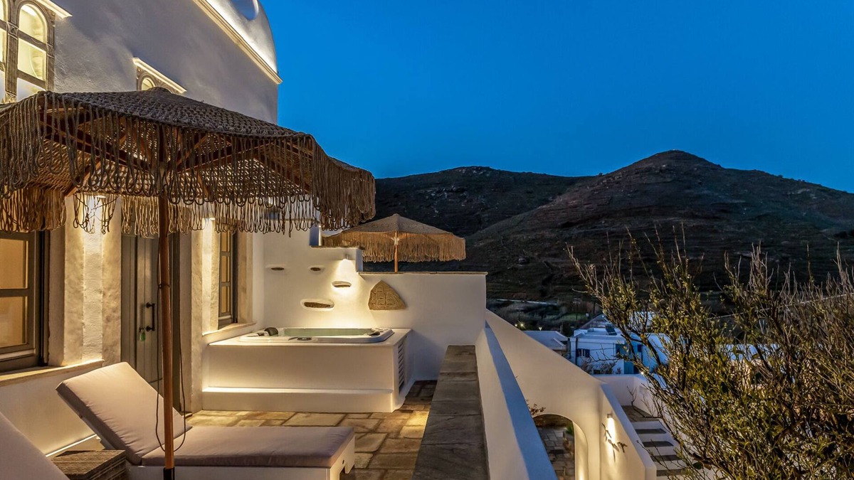 Exomvourgo Bed & Breakfast | Ursa Major Suites