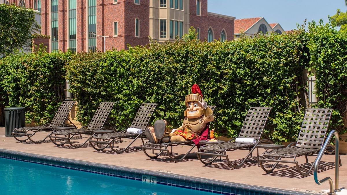 Downtown Los Angeles Hotel | USC Hotel
