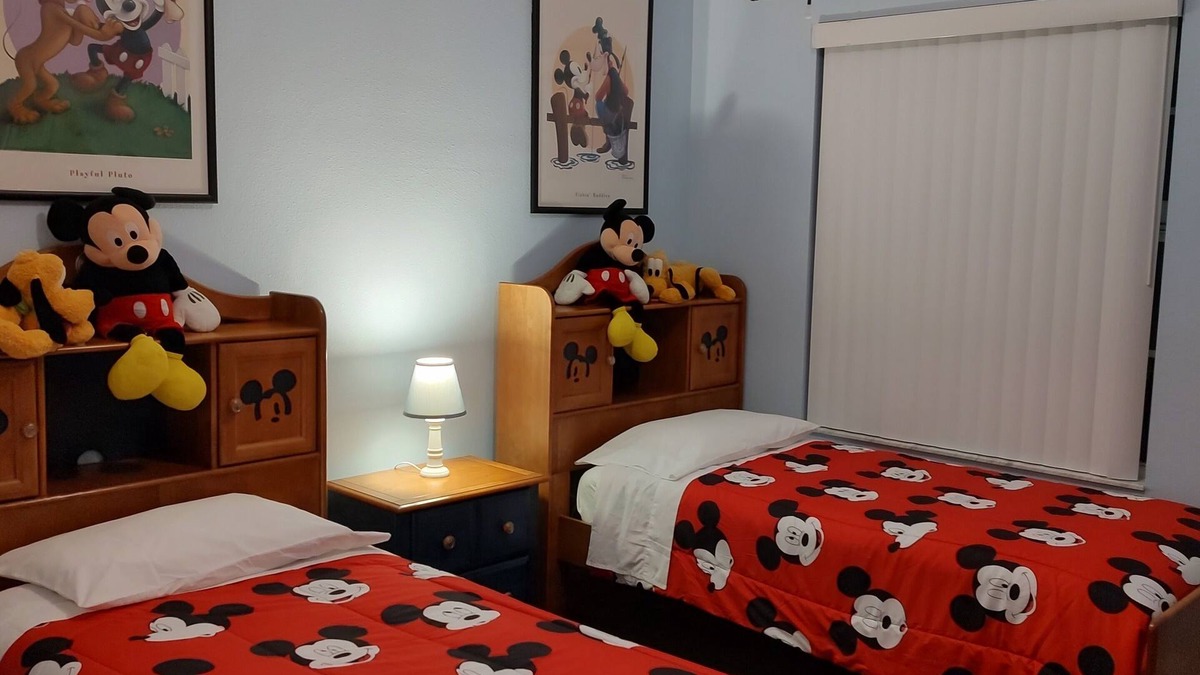 Calabay Parc House | USD 140/night Private and Spacious 4BR/3BA 15 min from Disney, Pool.