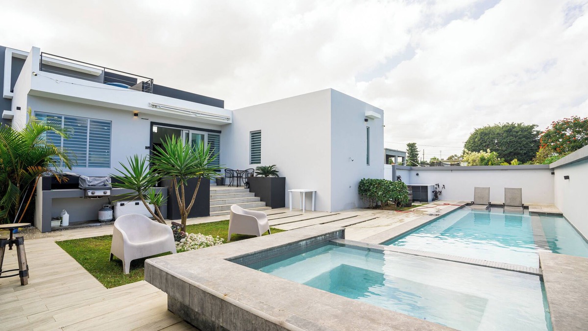 Hatillo Villa | Utopia Luxury Villa - Private Pool, Hydromassage Jacuzzi & Near Amazing Beaches
