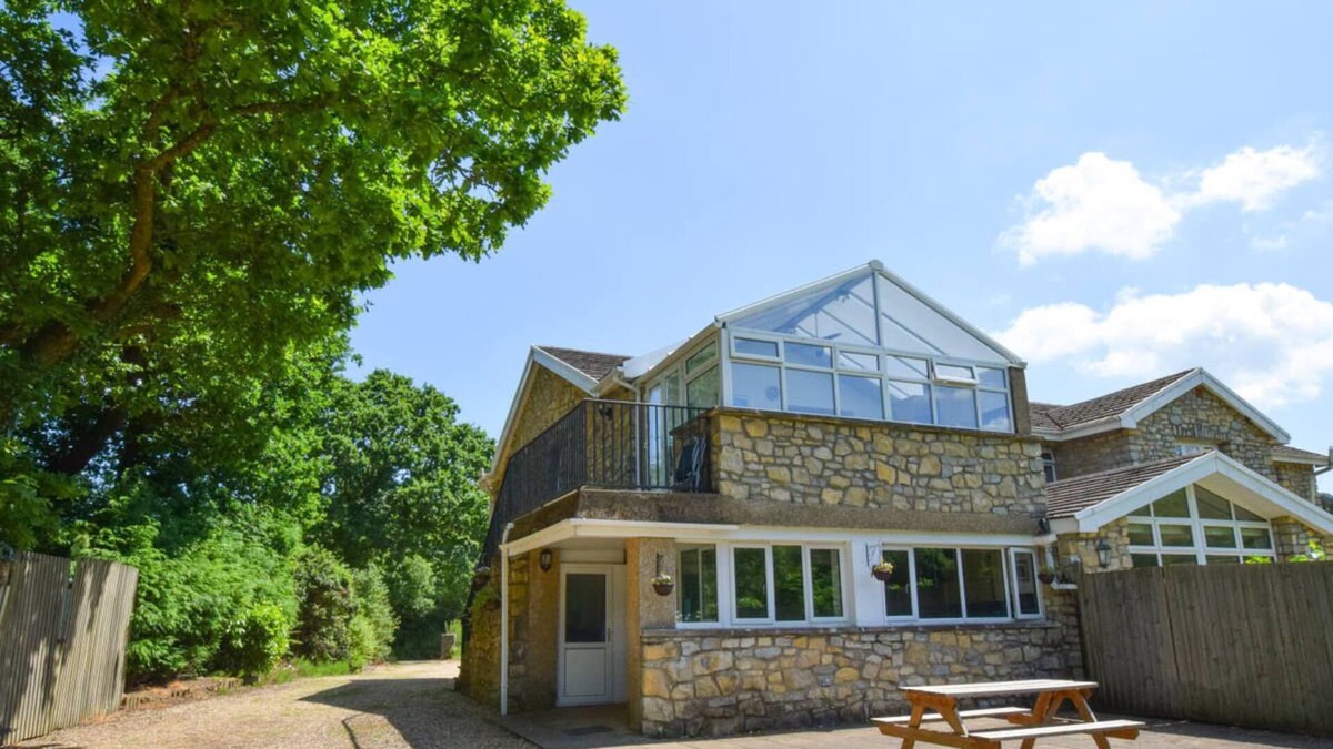 Peterston-Super-Ely Apartment | Uwch-y-llyn in the beautiful Cardiff