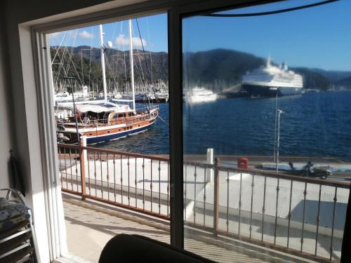 Marmaris City Center Apartment | Uysal Suite Seaside