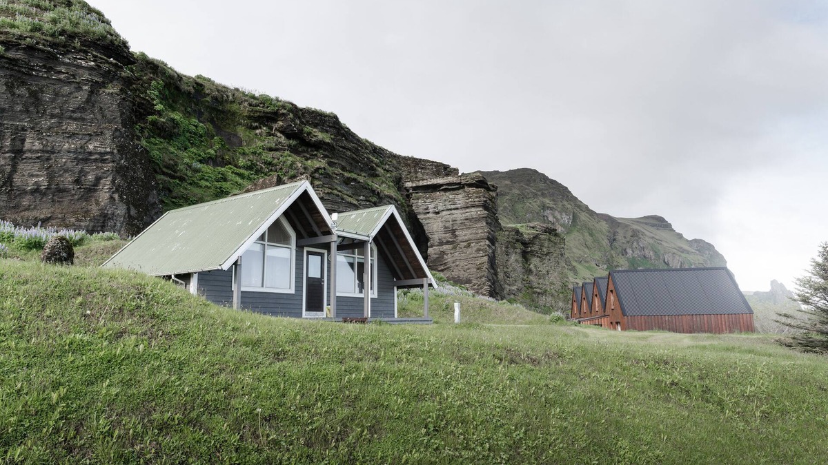 Myrdalshreppur House | Vík Cottages