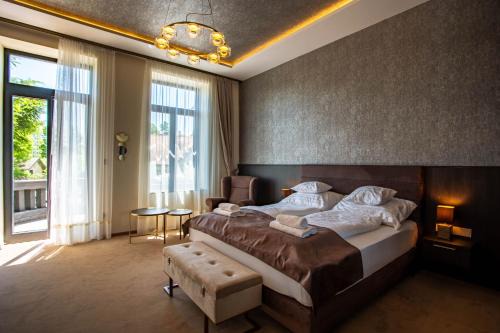 Balatonalmadi House | Vöröskő Villa -ELNÖKI szauna és jakuzzi használattal