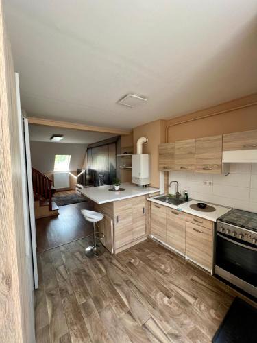 Kaposvar Apartment | Vörösmarty Deluxe Belváros