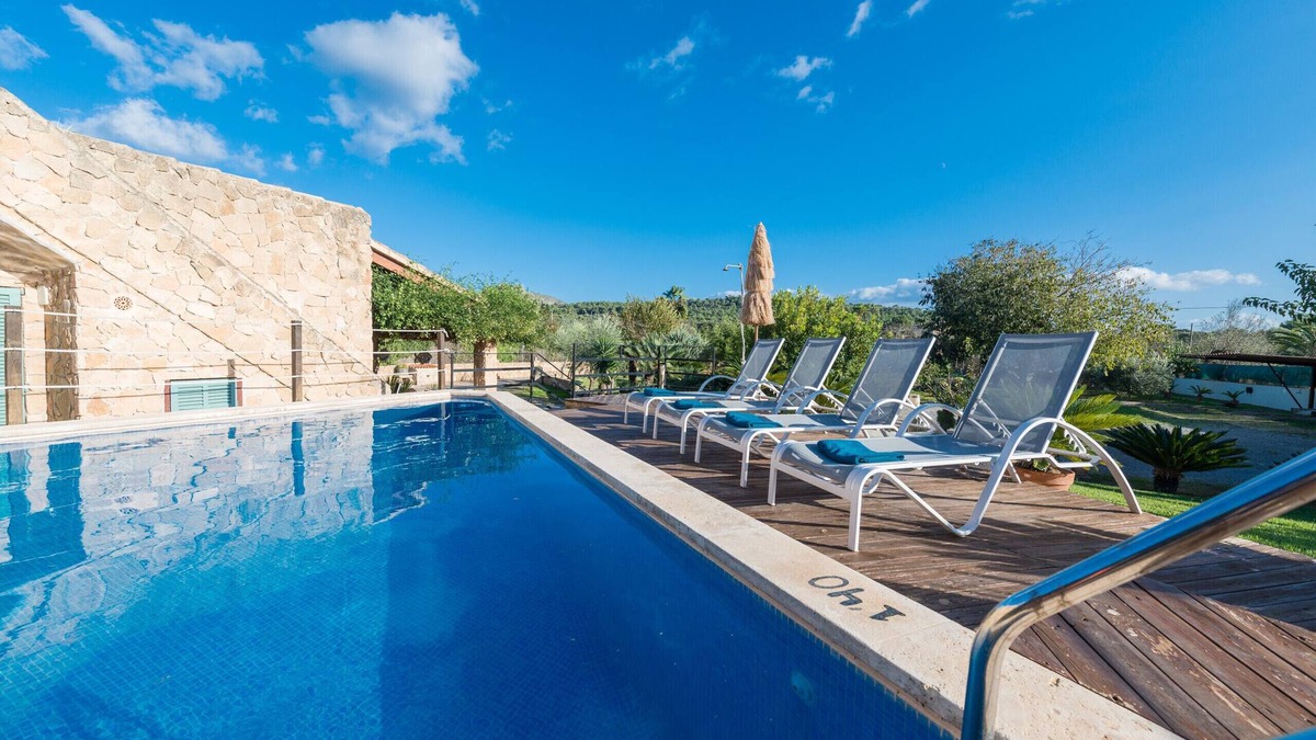 Alcudia Villa | V. Can Pau in Alcudia WiFi AC