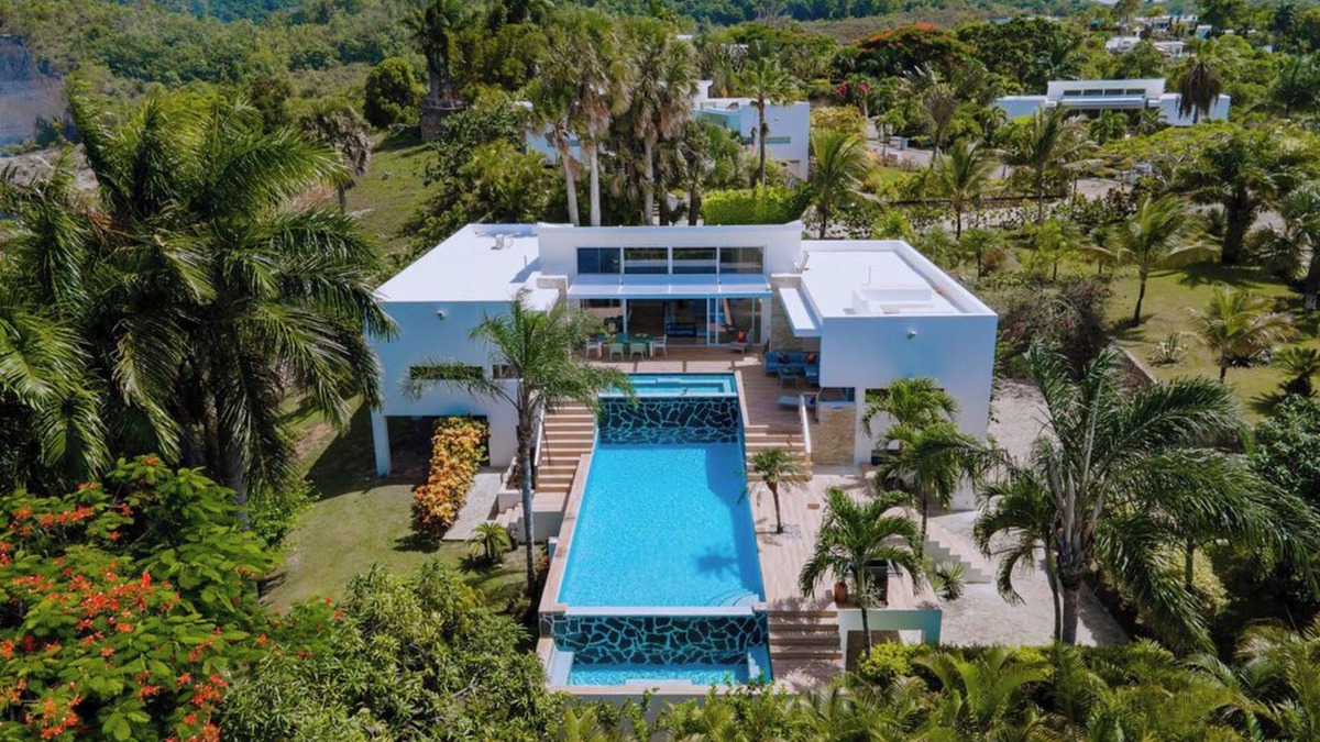 La Mulata Villa | V03 Dolce Vita · High-ceilinged Villa w/3-level pool & jet tub