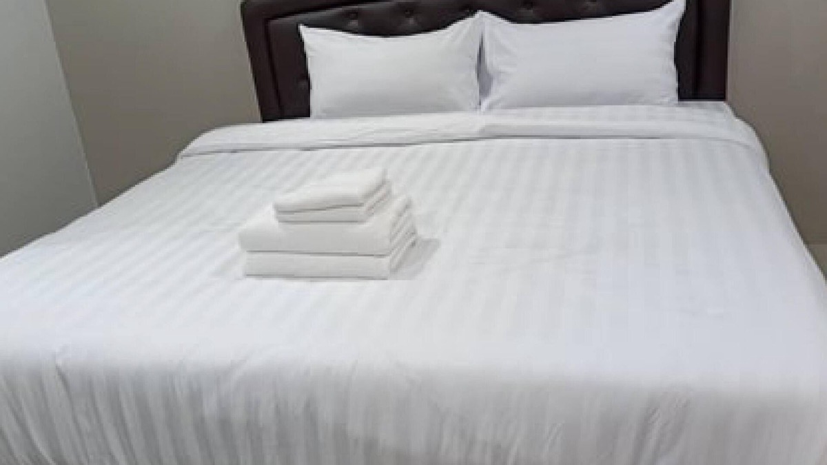 Nang Rong Hotel | V2 hotel