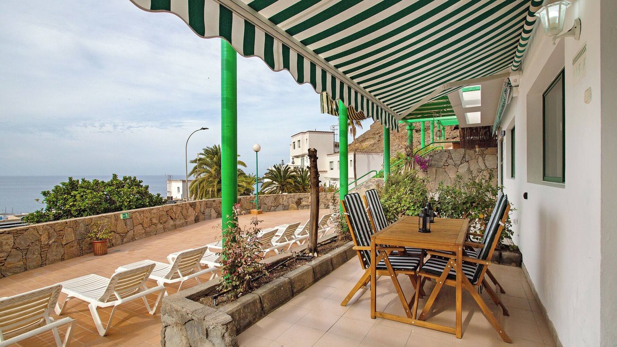 Puerto Rico Apartment | Vacation Apartment 'Casa Los Veleros F1' with Sea View, Wi-Fi and Air Conditioning