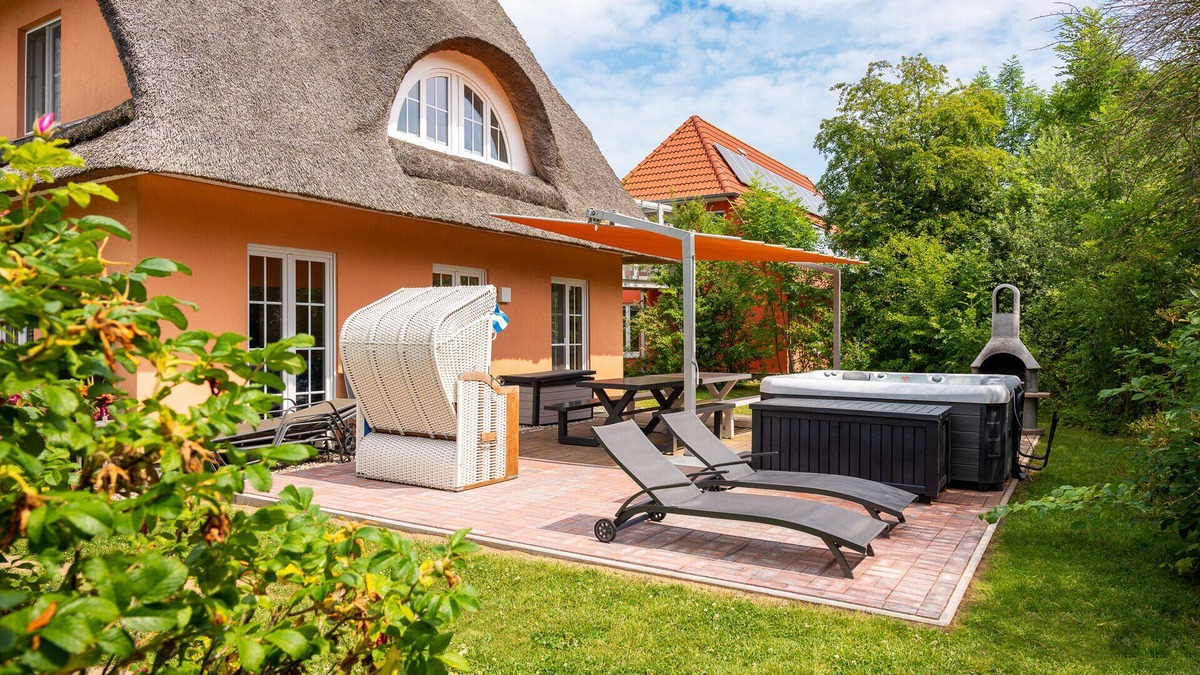 Hohenkirchen House | Vacation home for 13 guests with 400m² in Hohenkirchen OT Beckerwitz (147665)