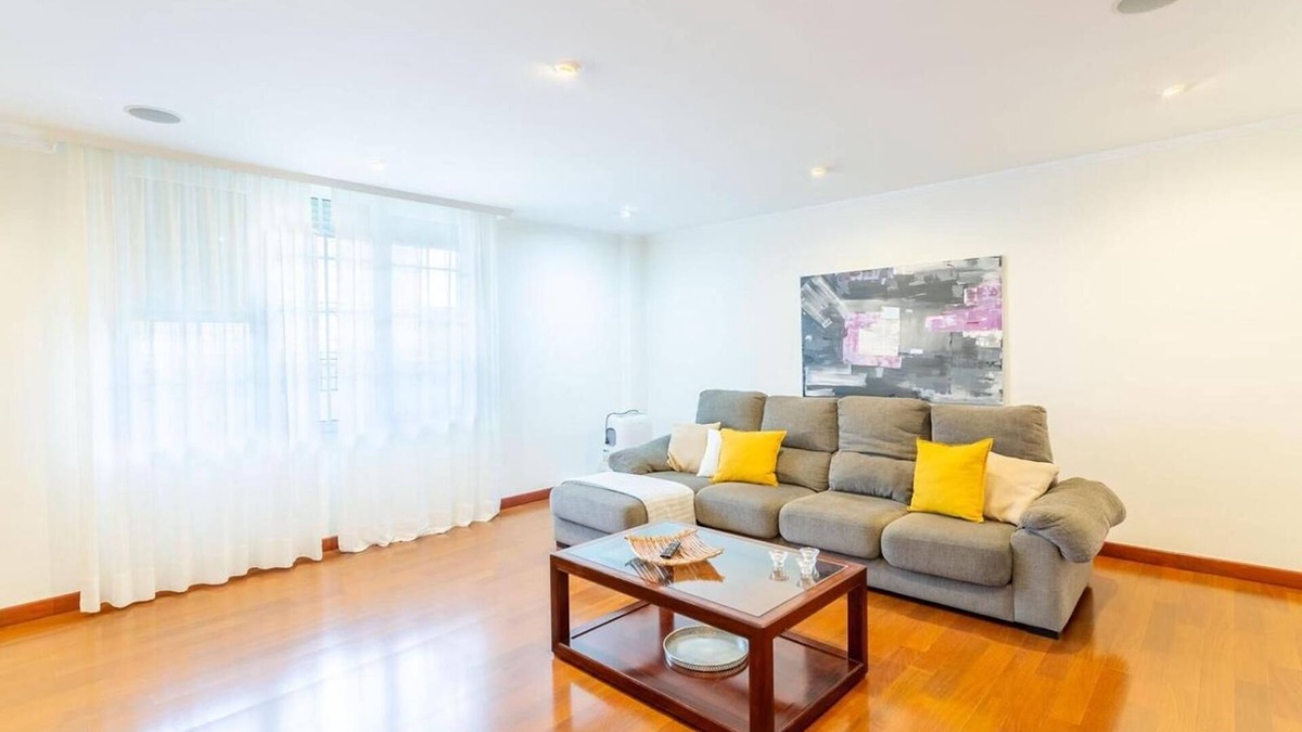 Las Palmas de Gran Canaria House | Vacation Home 'Ciudad Jardin Las Palmas Gc' with Shared Terrace, Wi-Fi and Air Conditioning