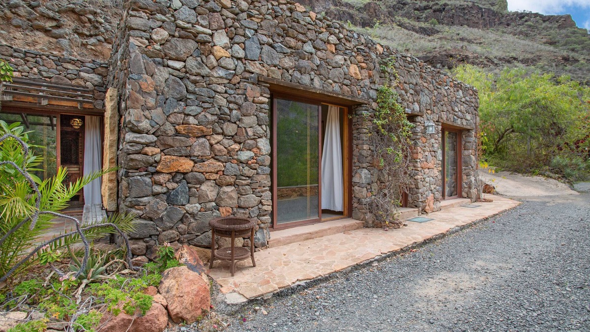 San Bartolome de Tirajana Apartment | Vacation Apartment 'La Réunion' with Shared Pool, Shared Terrace and Wi-Fi