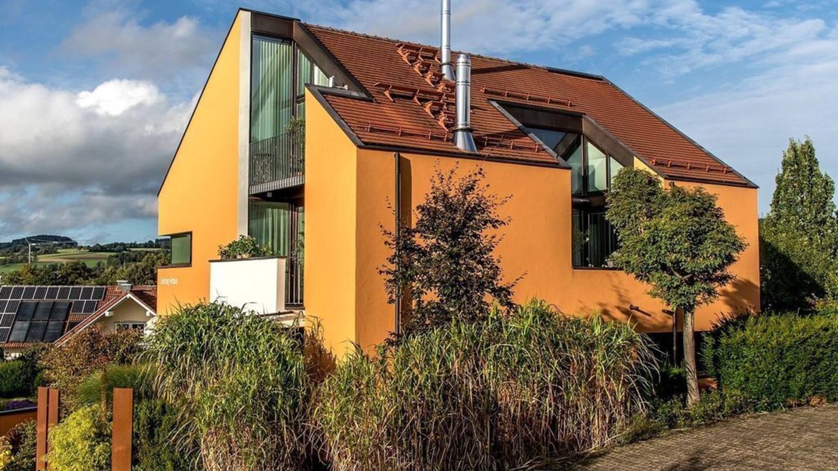 Poppenhausen Apartment | Vacation apartment in the "Liebig-Haus" - apartment/flat, shower and bath, WC, 2