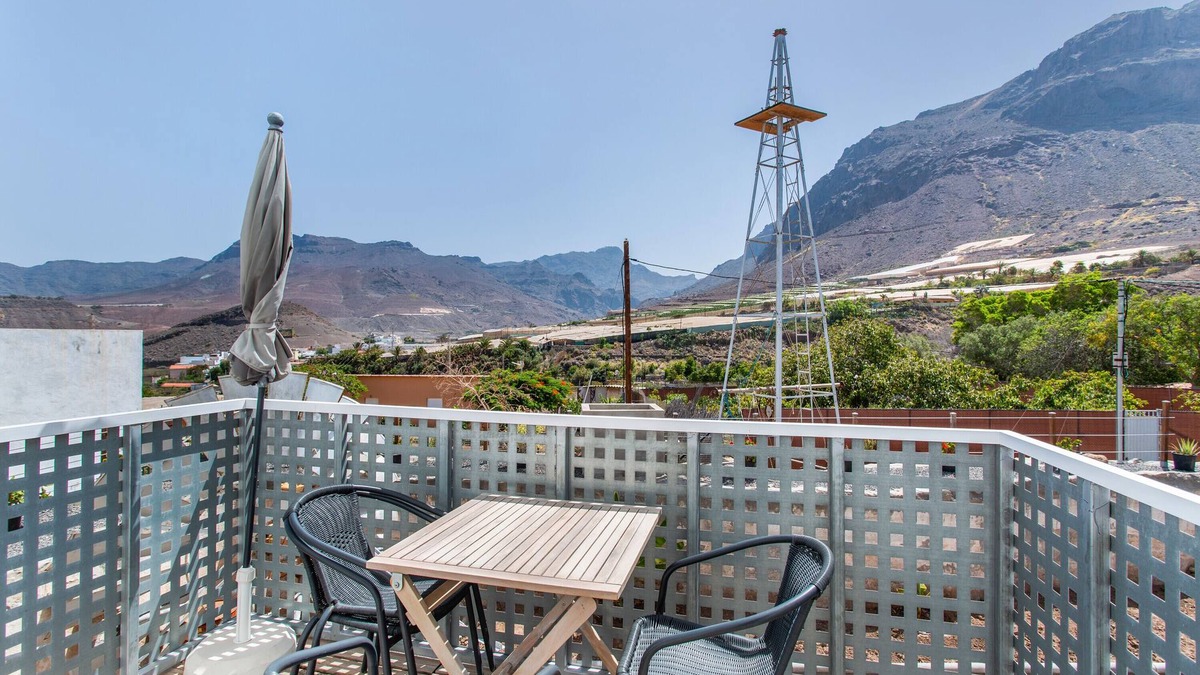 La Aldea de San Nicolas House | Vacation Home 'El Blanquizal A' with Mountain View, Wi-Fi and Air Conditioning