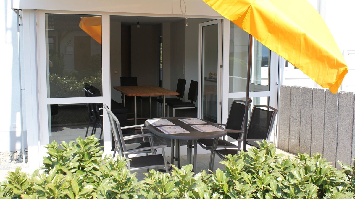 Bodman-Ludwigshafen Apartment | Vacation apartment/apartment for 4 guests with 98m² in Bodman-Ludwigshafen (128867)