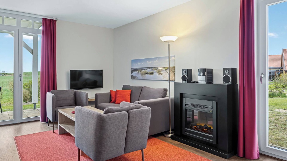 Wremen Apartment | Vacation apartment near the beach with sauna and great, sunny terrace with beach chair