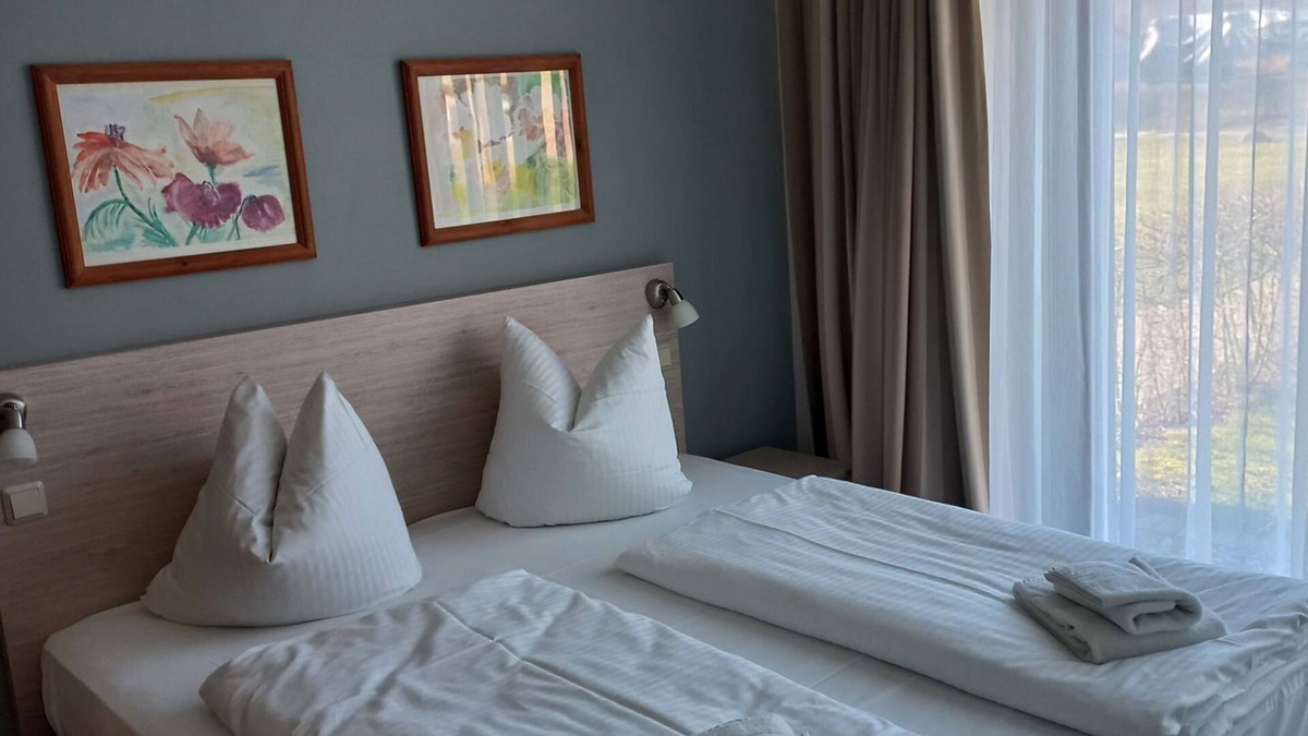 Stolpe b. Anklam Apartment | Vacation apartment Die Remise Silbersee RE-02 in a quiet village location on Usedom - The
