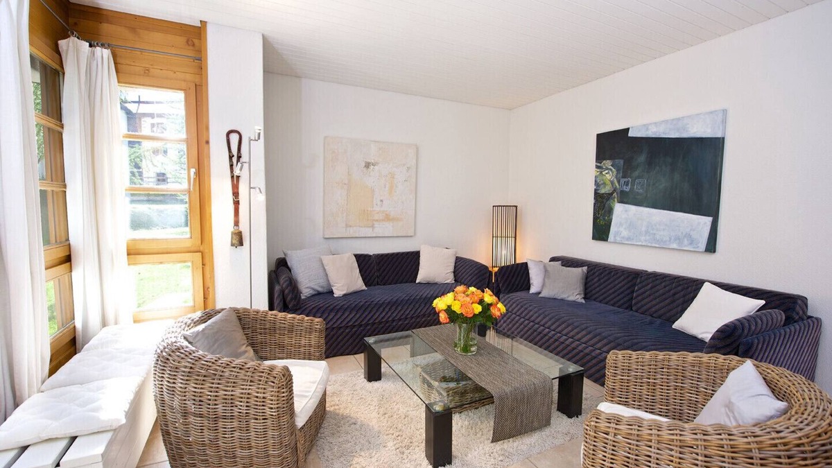 Lenzerheide Apartment | Vacation apartment Schweizerhof 402 for two to four guests Lenzerheide