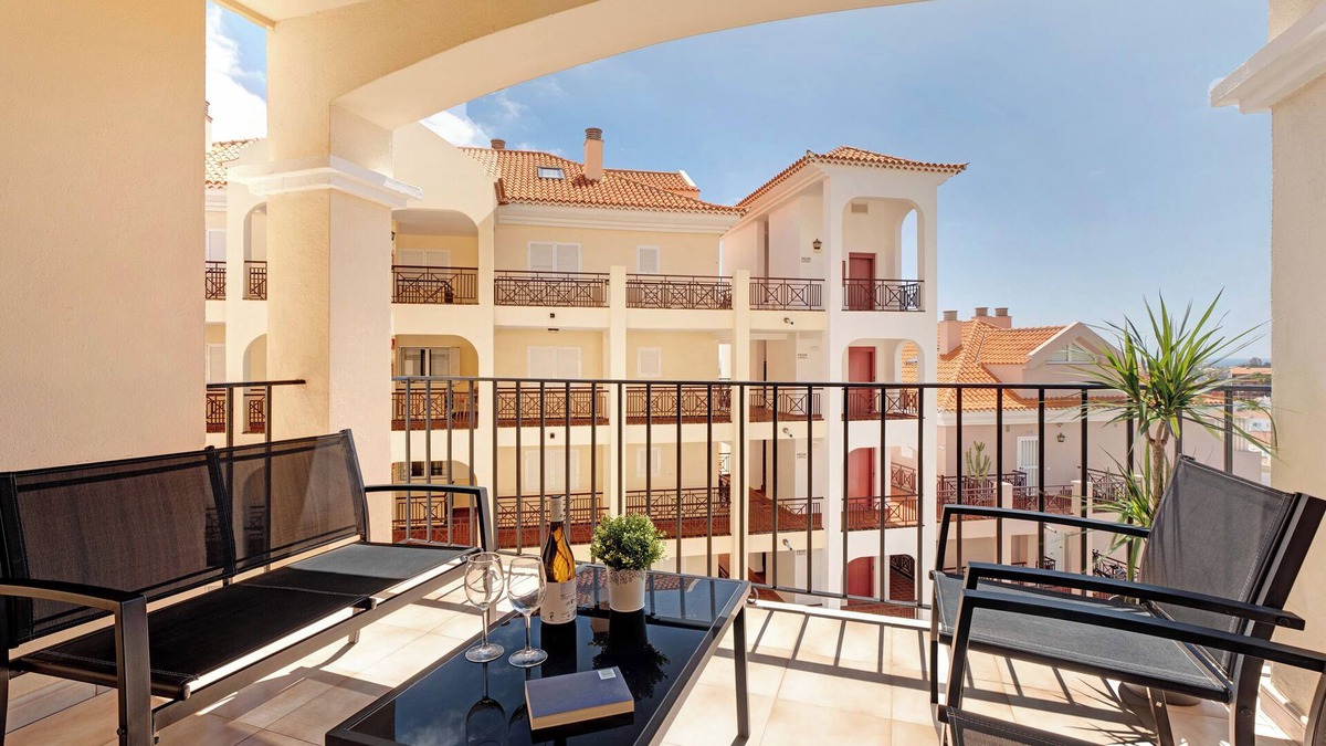 Los Cristianos Apartment | Vacation Apartment 'El Palomar De Atteserg' with Shared Pool, Private Terrace and Wi-Fi
