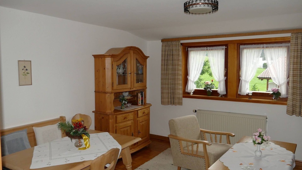 Marquartstein Apartment | Vacation apartment 2, up to 5 persons, 80 sqm, 2 bedrooms, balcony