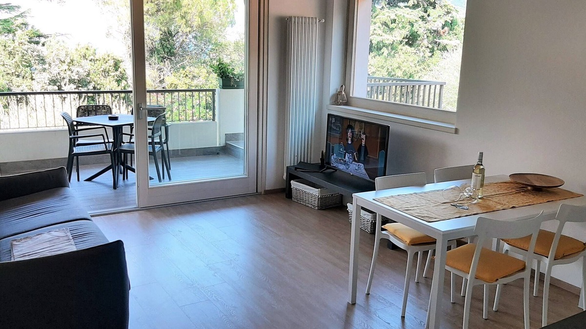 Malcesine Condo | Vacation apartment Anna in Casa Pimi under German ital. Management and support