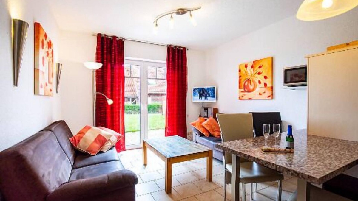 Werdum Apartment | Vacation apartment/apartment for 4 guests with 65m² in Werdum (297553)