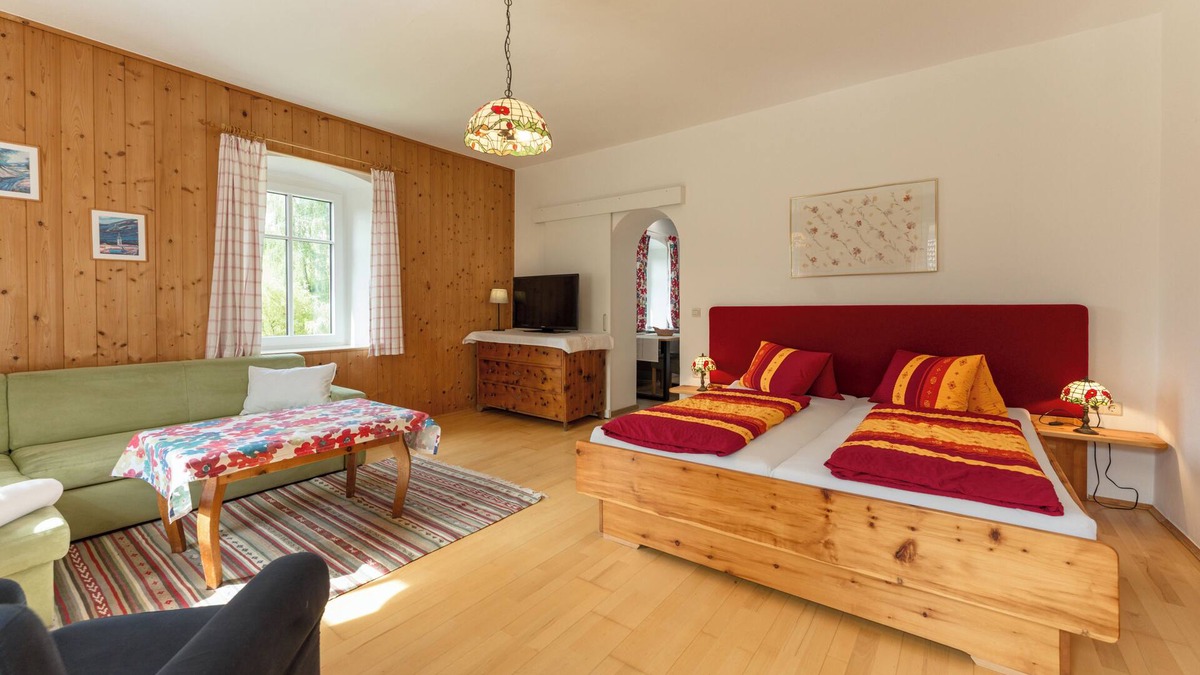 Mauterndorf Apartment | Vacation apartment to relax and find peace and quiet with garden access with LUNGAU CARD
