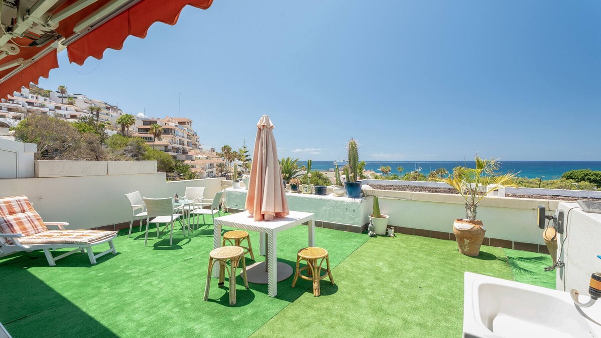 Arona Apartment | Vacation Apartment 'Azahara Beach' with Sea View, Wi-Fi and Air Conditioning
