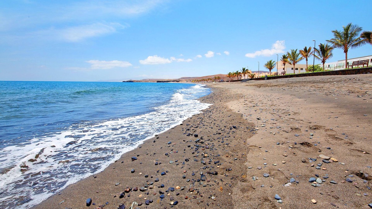 Tarajalejo Apartment | Vacation Apartment 'Buena Fuerte Apartamentos Playa' with Sea View, Shared Terrace and Wi-Fi