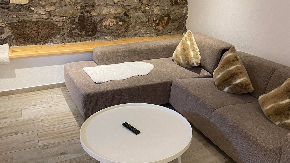 Flirsch Apartment | Vacation apartment Bergblick Flirsch