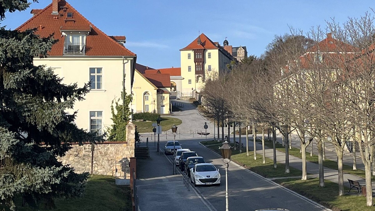 Ballenstedt Apartment | Vacation apartment ROSA - Fewo ROSA Allee 34